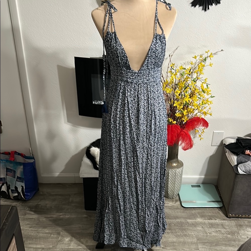 Elegant Blue Patterned Maxi Dress